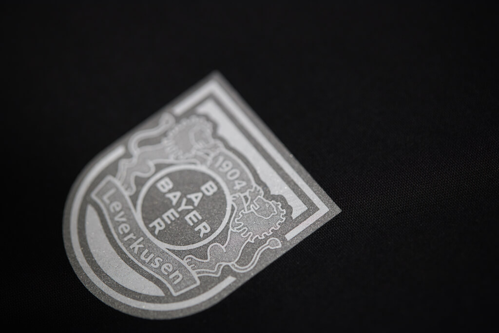 66 mir silver leverkusen01